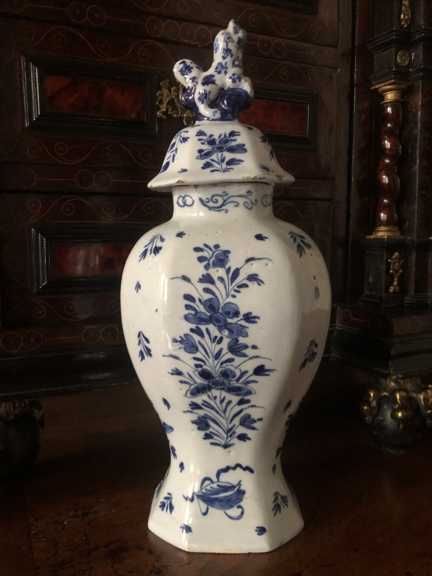 Delft Covered Vase, 18th Century .-photo-1