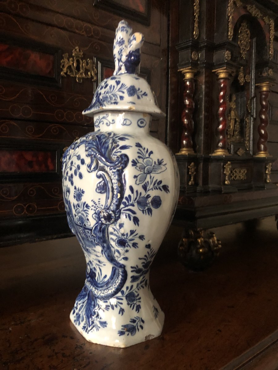 Delft Covered Vase, 18th Century .-photo-2
