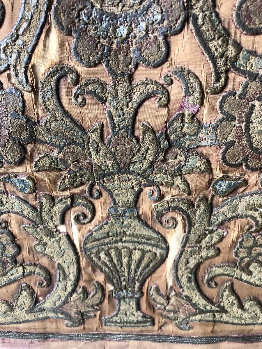 Fabrics, 17th Century .-photo-4