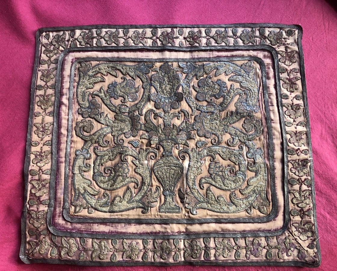 Fabrics, 17th Century .