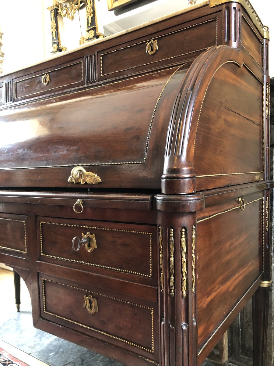 Large Cylinder Desk, 18th Century.-photo-4