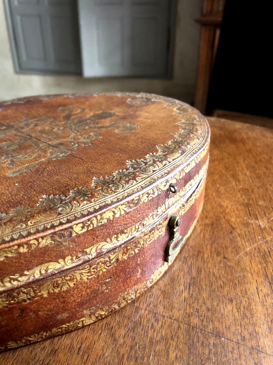 18th-century Jewelry Box.-photo-1