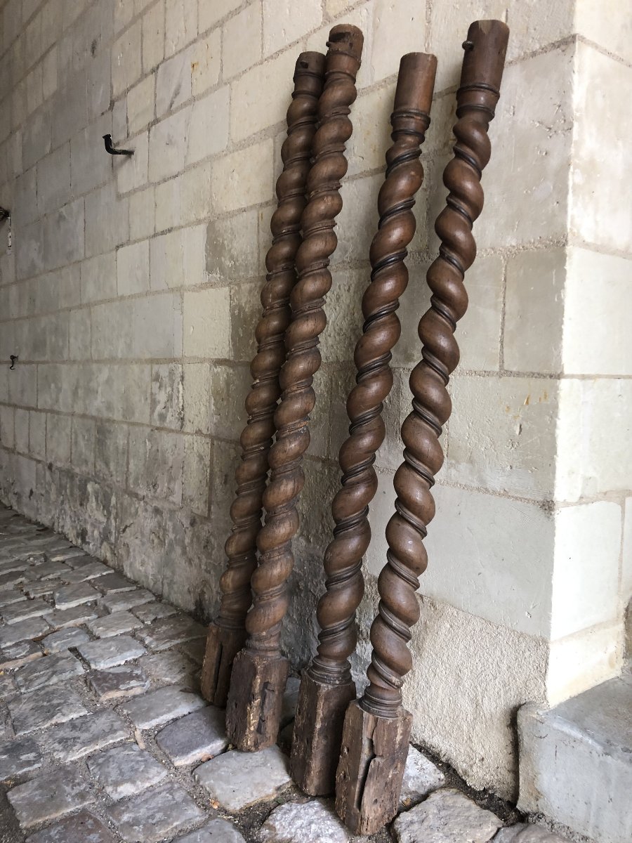 Colonnes de lit, XVIIème .