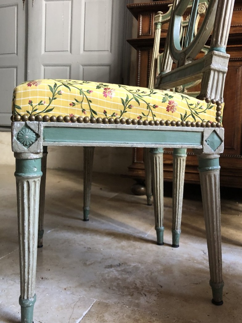 Chairs, 18th-century Directoire Style.-photo-1