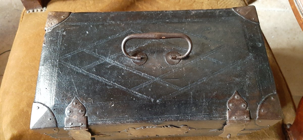 Box, 18th Century.-photo-3