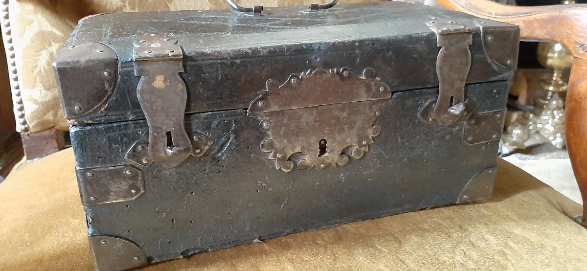 Box, 18th Century.-photo-4
