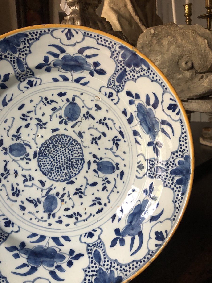 Delft Deep Dish, 18th Century.-photo-4