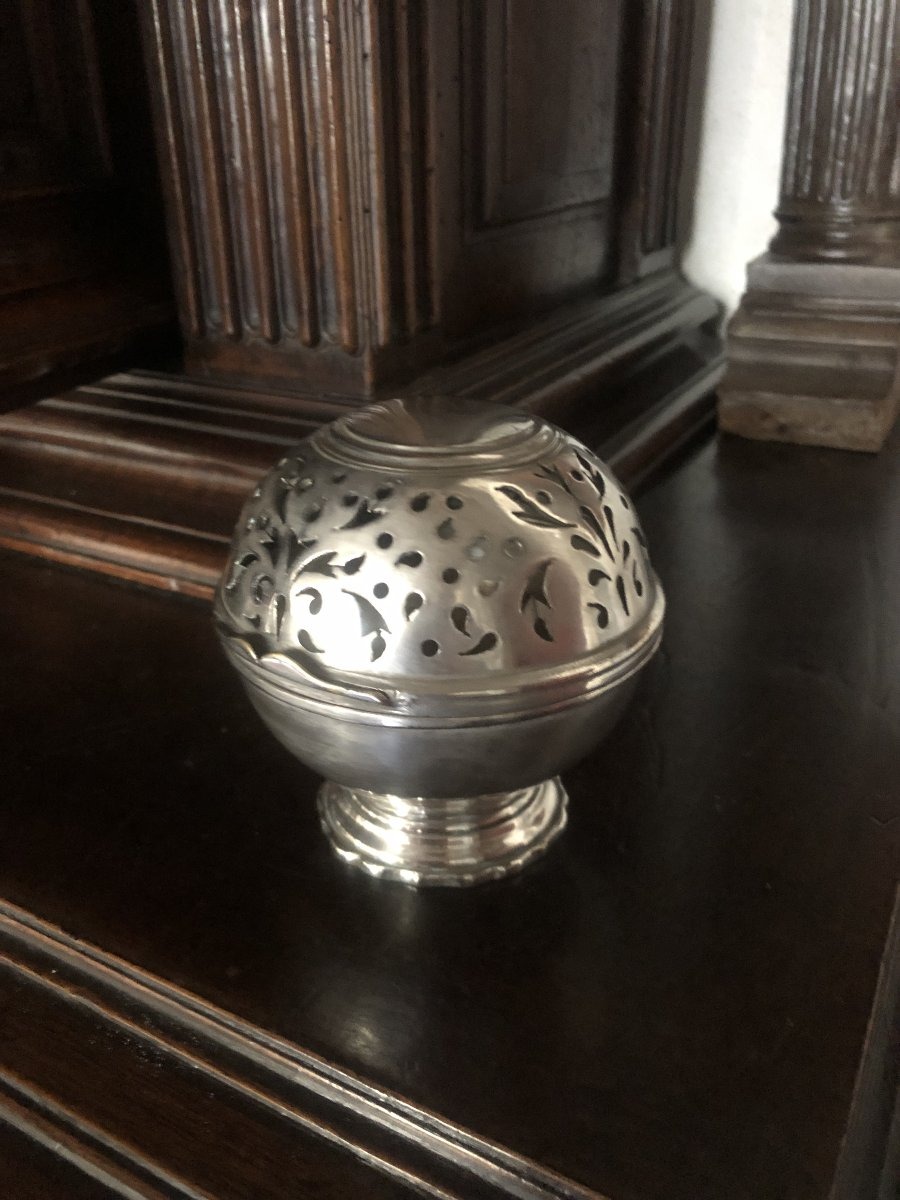 Sponge Ball, 18th Century.