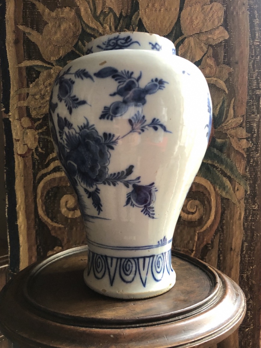Vase Delft, XVIII eme .-photo-1