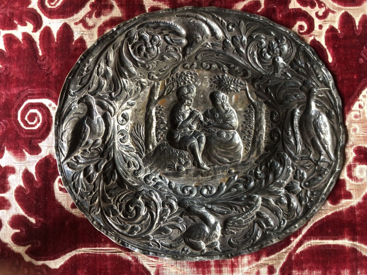 Small Dish, 17th Century-photo-2
