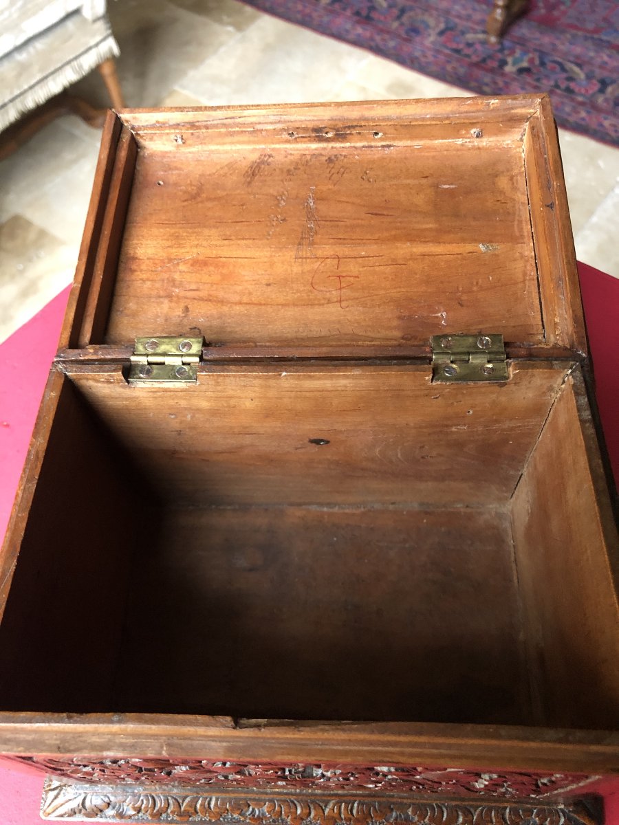 Coffret en bois de Sainte Lucie, XVIIème .-photo-6