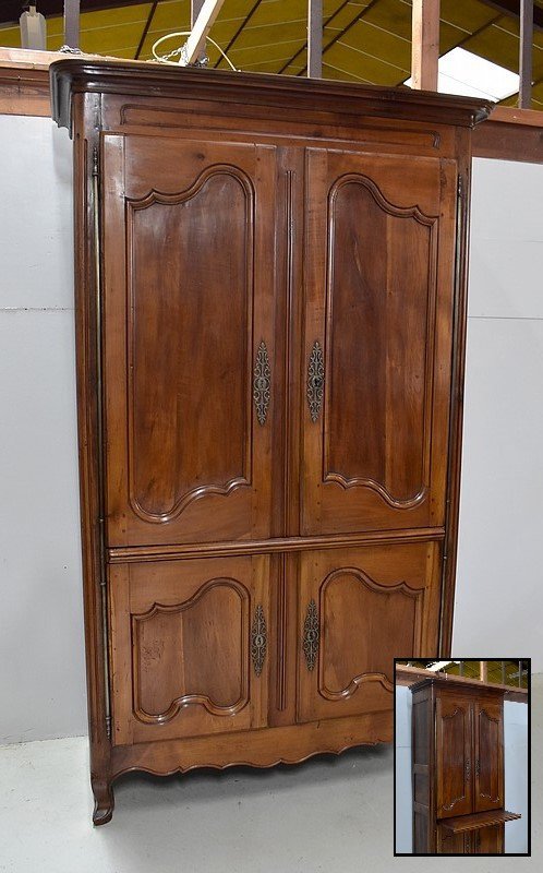 Important Four Property Doors, Regional, In Roux Cherry, Louis XV Period - Late 18th Century