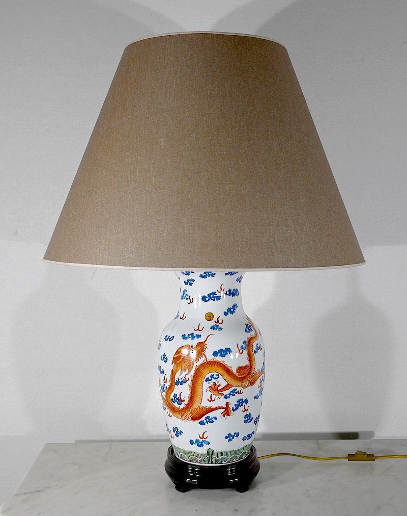 Importante Lampe « dragons » En Porcelaine De Chine – 1960