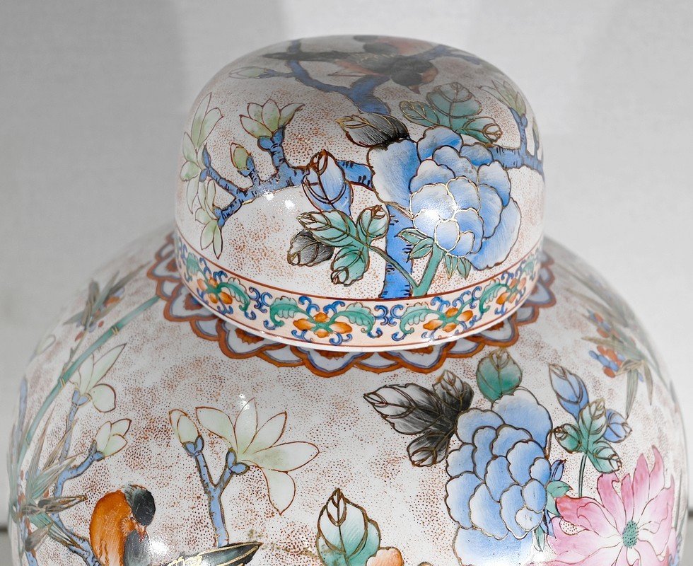 Important Lidded Jar, China - Early 20th Century-photo-1