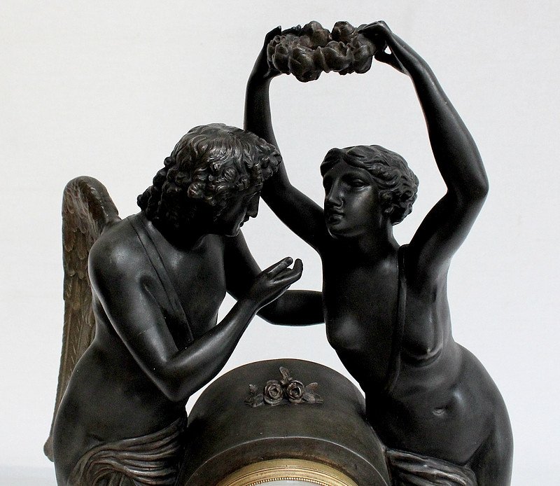 Pendule En Régule « Psyché Couronnant L’amour », D’après Claude Michallon - 1900-photo-2