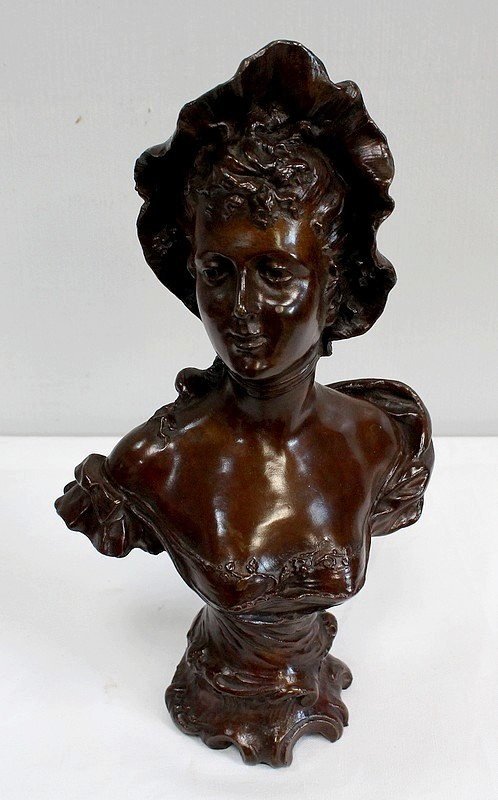 Bronze « Femme Au Chapeau »  De Meslais – Début XXe