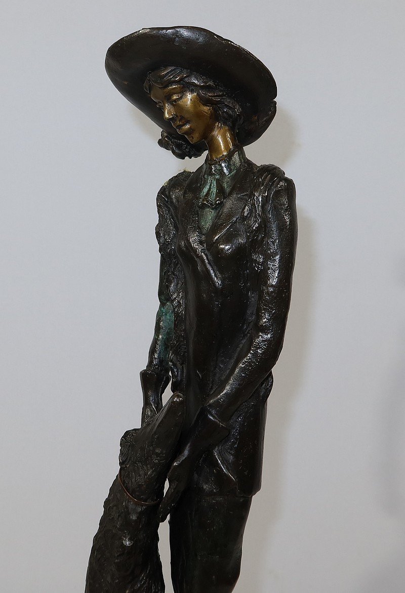Important Bronze « La Dame Au Lévrier » D’après D. Chiparus – XXe-photo-8