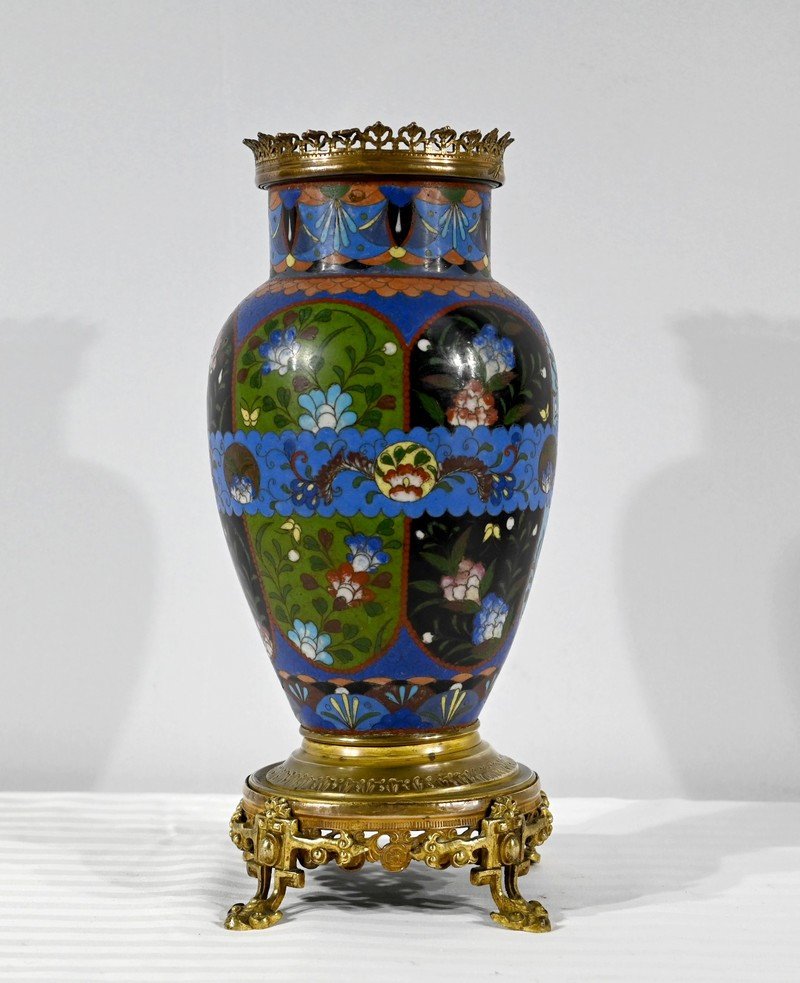 Vase In Gilt Bronze And Enamels - Late Nineteenth