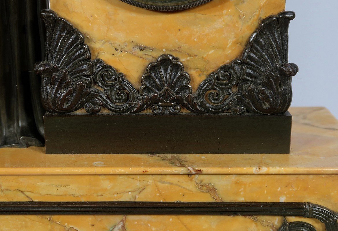 Important Mantelpiece Set In Yellow Siena Marble And Patinated Bronze, Empire Period - De-photo-3