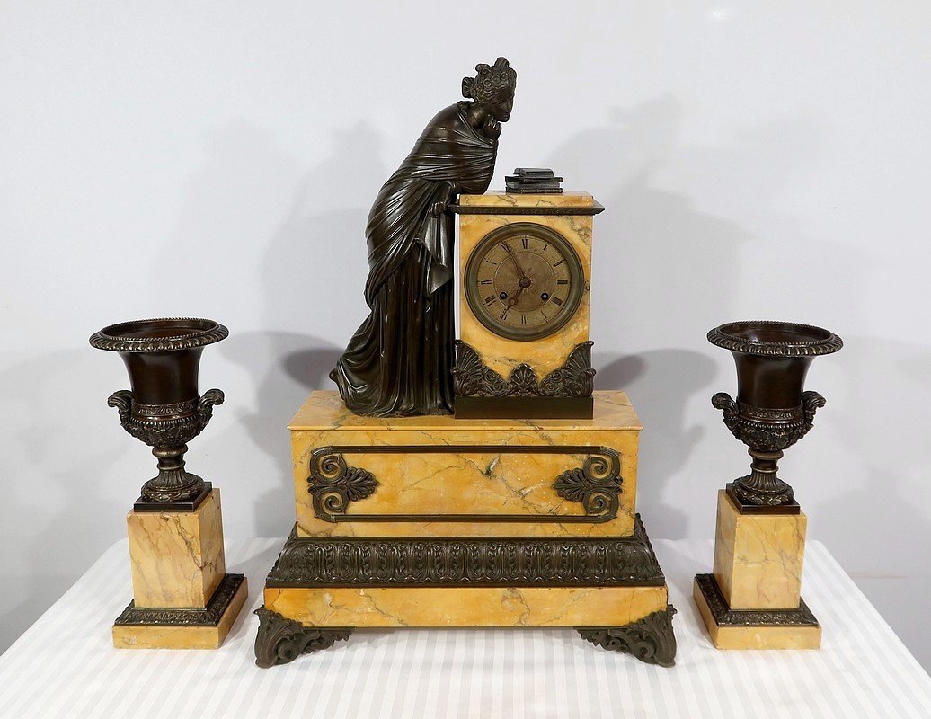 Important Mantelpiece Set In Yellow Siena Marble And Patinated Bronze, Empire Period - De