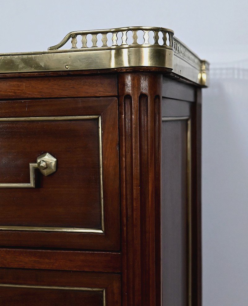 Small Mahogany Chest Of Drawers, Louis XVI Period - XVIIIth-photo-4