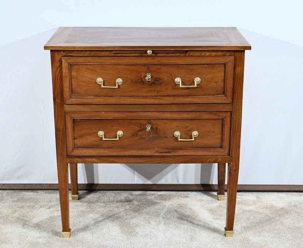 Petite Commode De Propriété En Noyer, Style Directoire, époque Louis XVI – Fin XVIIIe