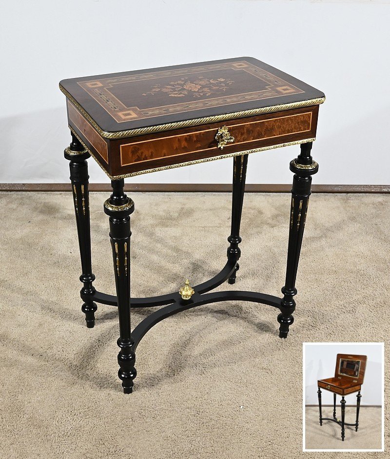 Petite Table De Salon En Palissandre Et Loupe d'Amboine, Style Louis XVI, époque Napoléon III –