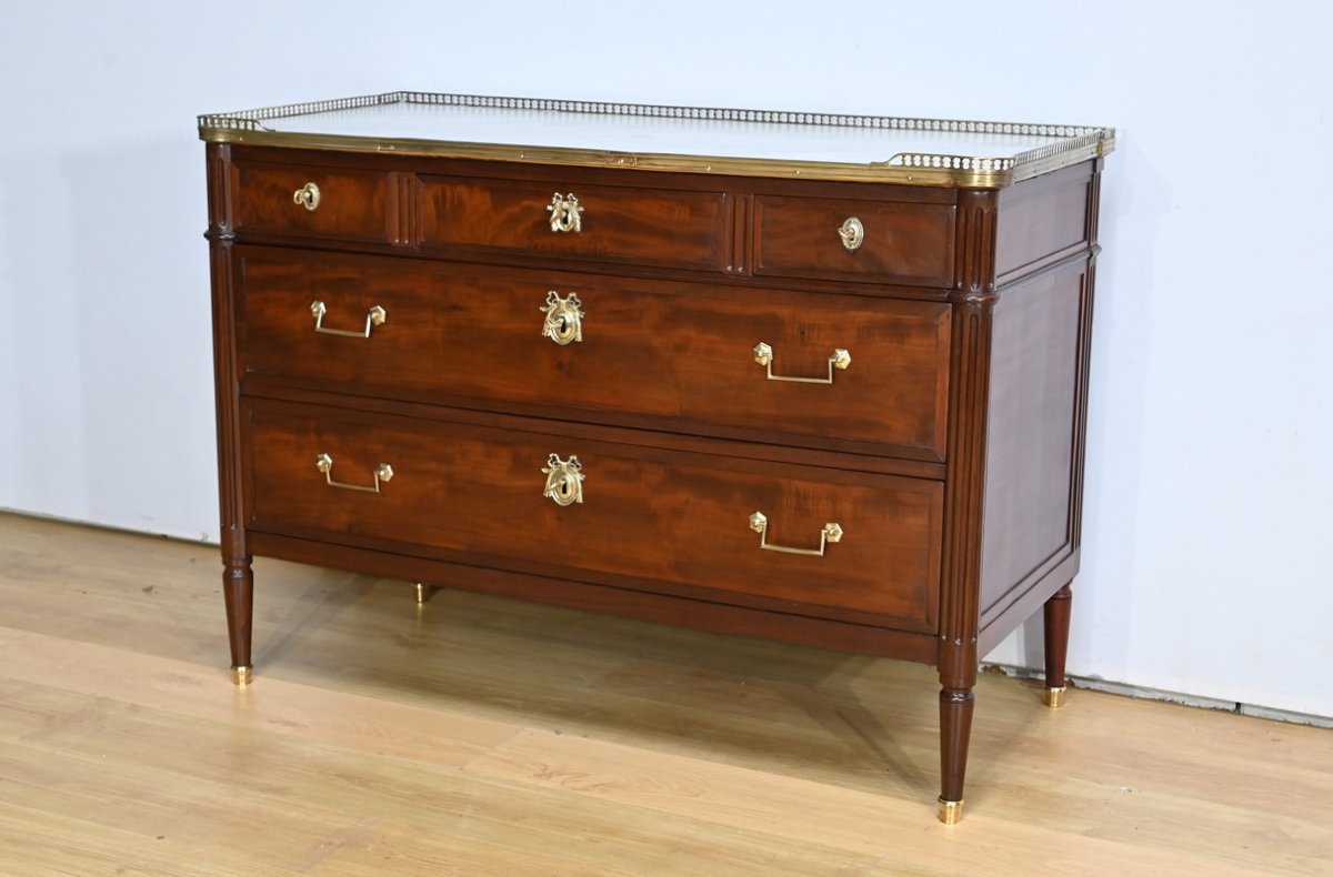 Cuban Mahogany Chest Of Drawers, Louis XVI Period – Part 2, 18th Century-photo-3