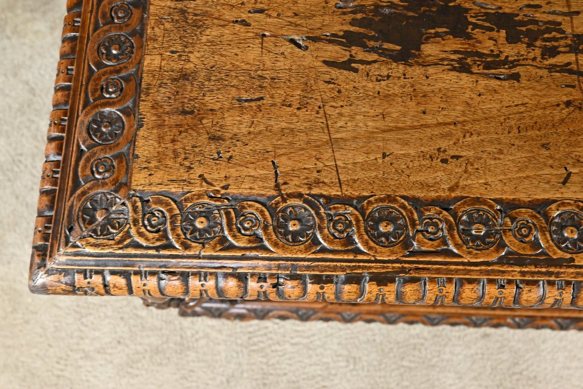 French Walnut Chest, Italian Renaissance Style – Late 18th Century-photo-4