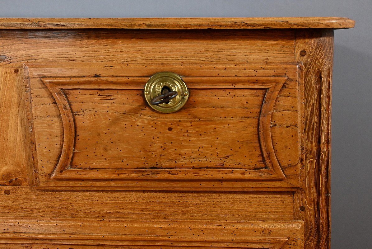 Petite Commode en Frêne, Transition Louis XIV / Louis XV - Fin XVIIIe-photo-1