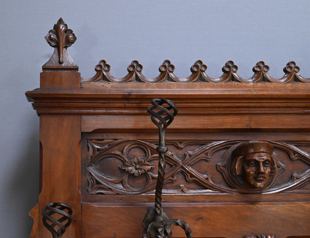 Mahogany Cloakroom, Neo-gothic Style – Early 20th Century-photo-1