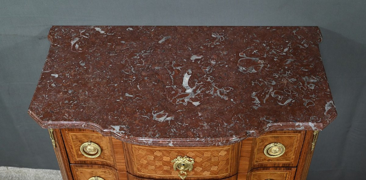 Commode Sauteuse en Marqueterie, style Transition Louis XV / Louis XVI – XXe-photo-1