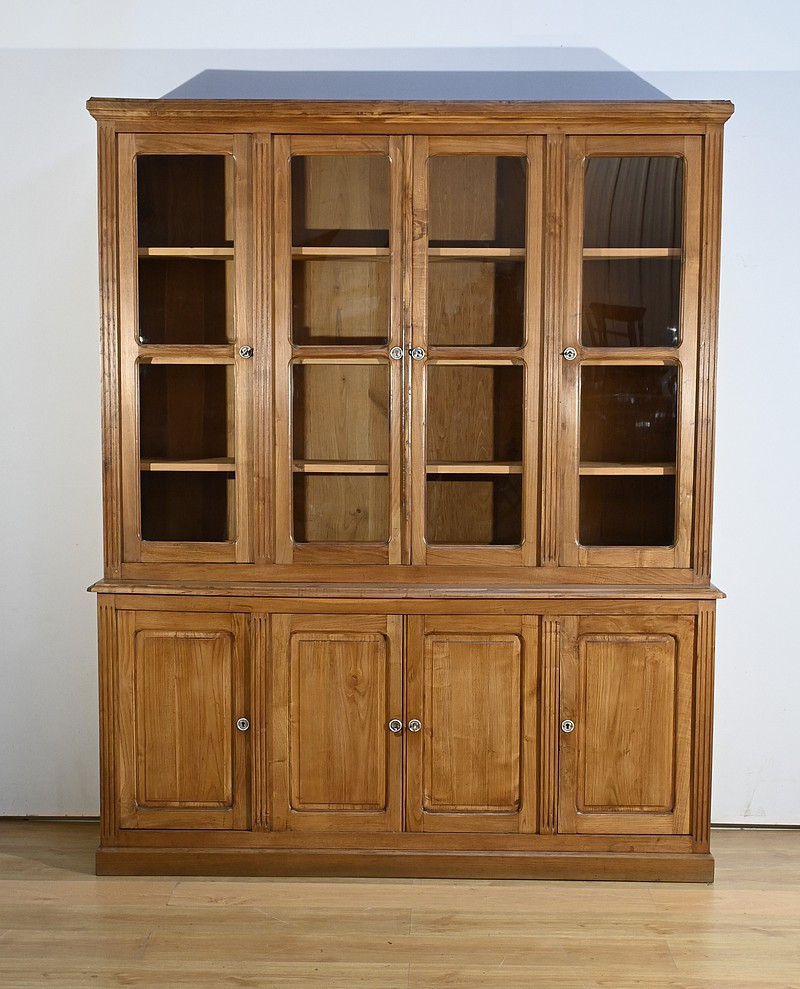 Grande Bibliothèque de Communauté en Châtaignier massif – 1940