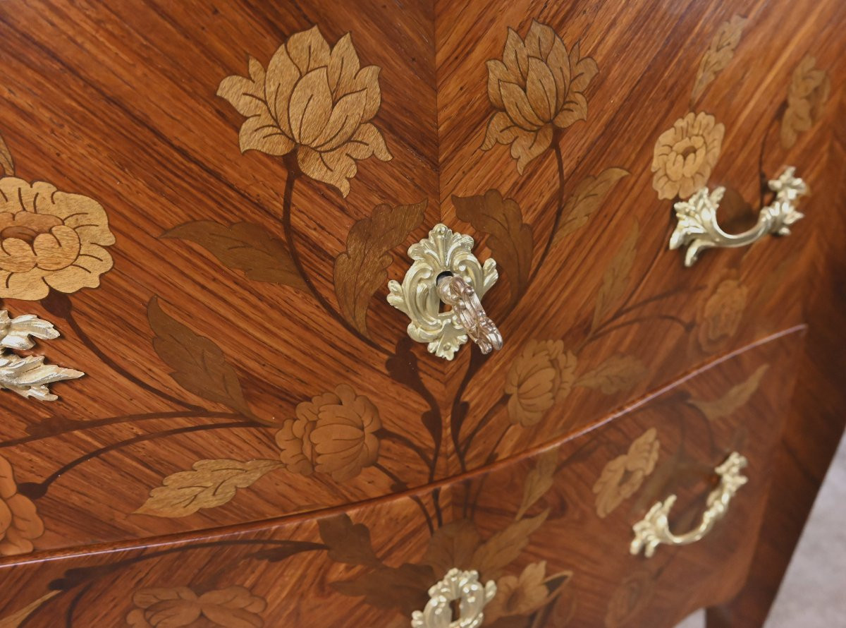 Small Marquetry Commode, Louis XV Style – Early 20th Century-photo-5