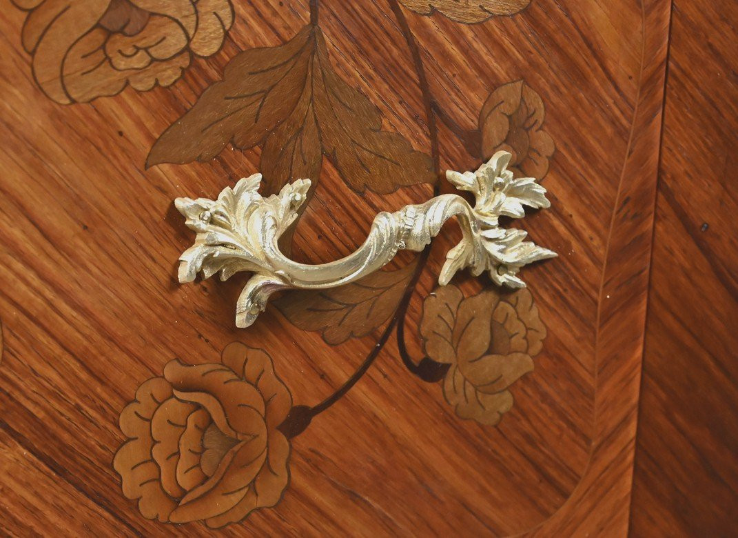 Small Marquetry Commode, Louis XV Style – Early 20th Century-photo-7
