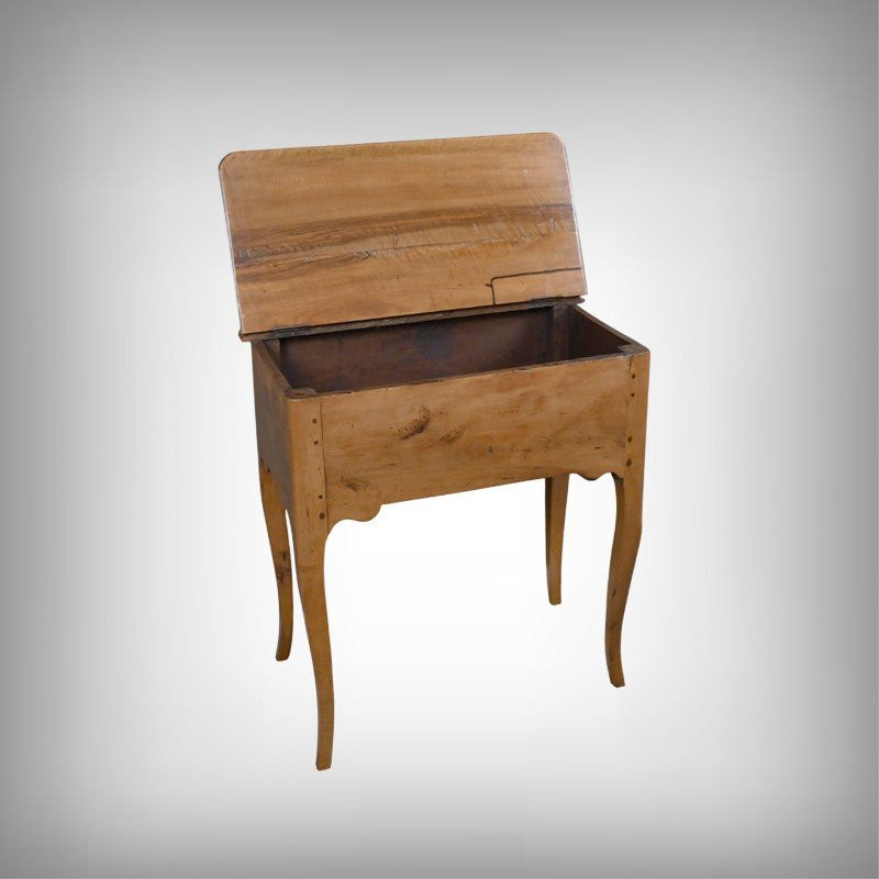 Table à Pétrin en Noyer & Poirier, époque Louis XV – XVIIIe-photo-2