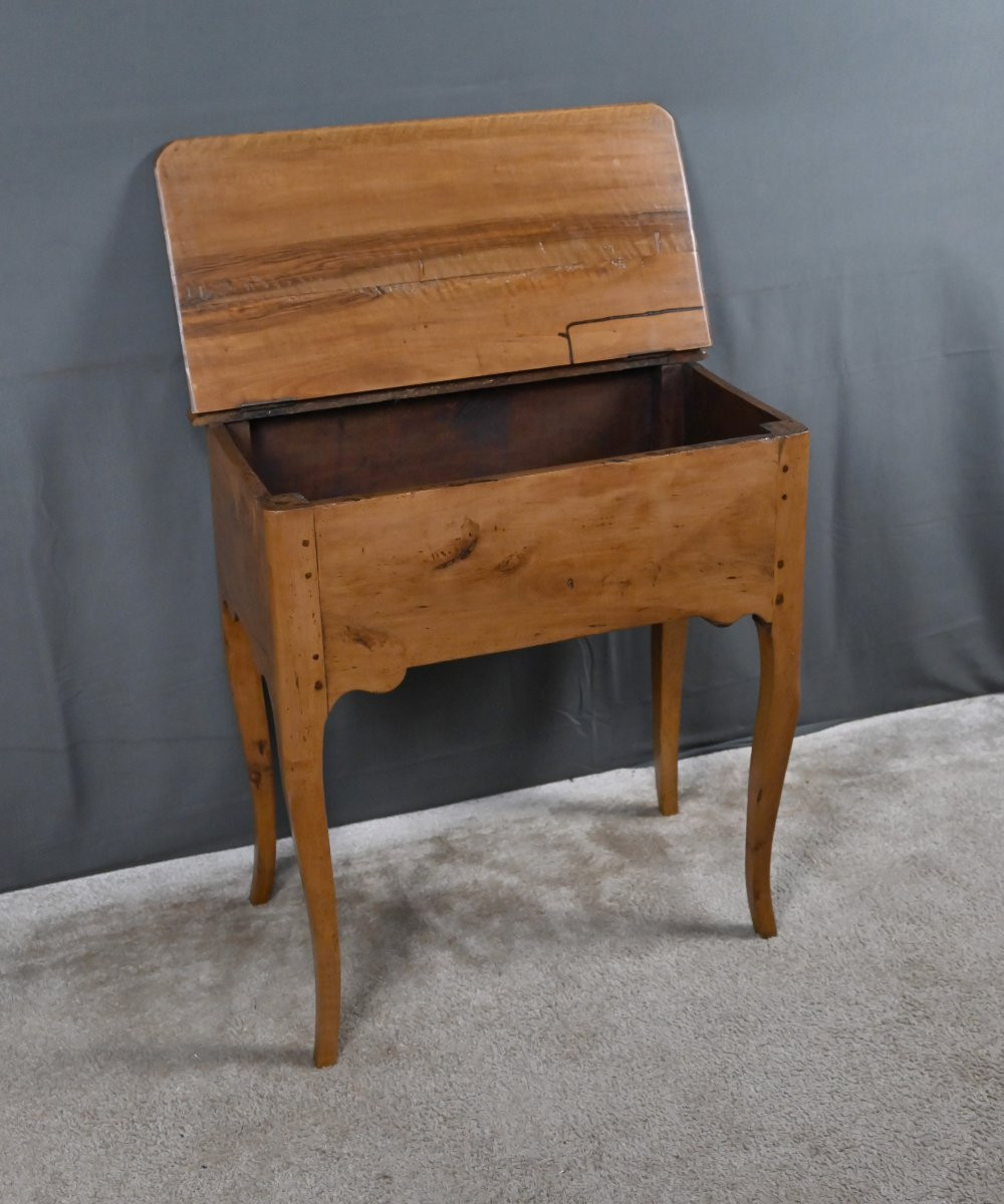 Table à Pétrin en Noyer & Poirier, époque Louis XV – XVIIIe-photo-1