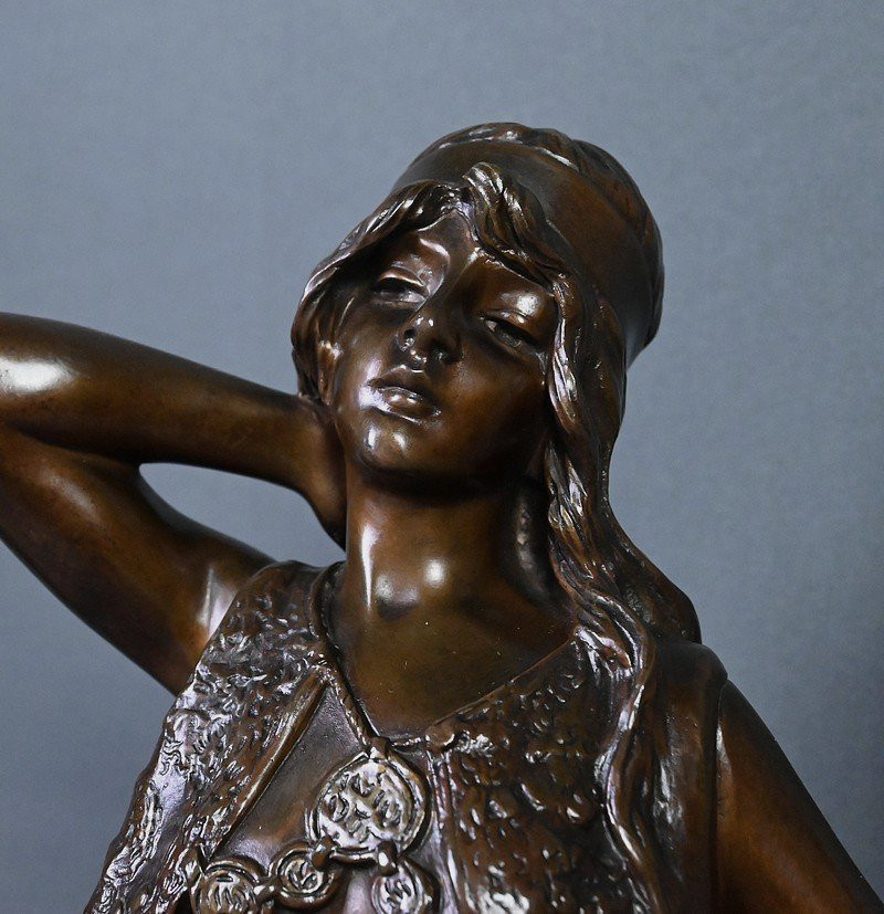Bronze « Bohémienne », signé E. Villanis – Fin XIXe-photo-4