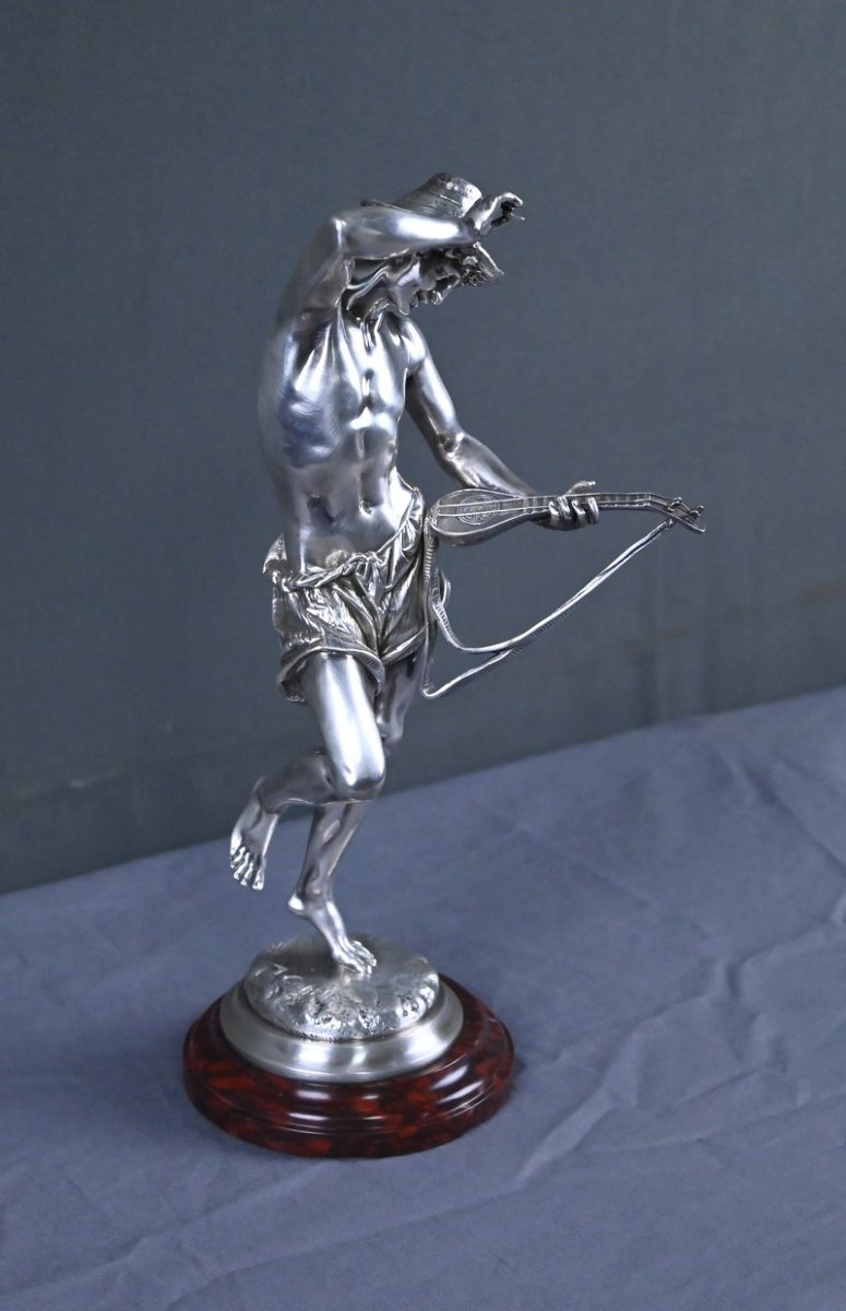 Bronze Argenté « Le Joueur de Mandoline Napolitain », signé A. CARRIER – 2ème partie XIXe-photo-3