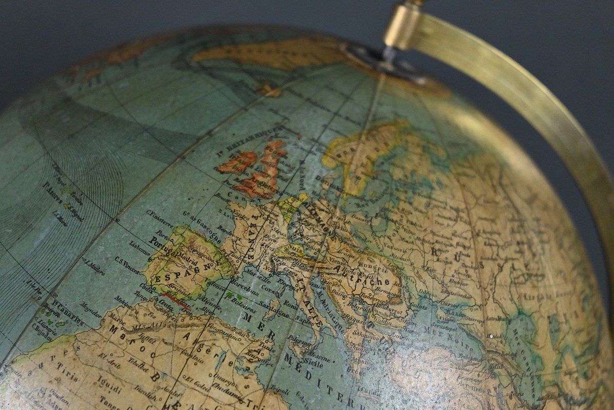 Globe Terrestre ed.Hachette, signé M. Vivien de Saint Martin – 1870-photo-4
