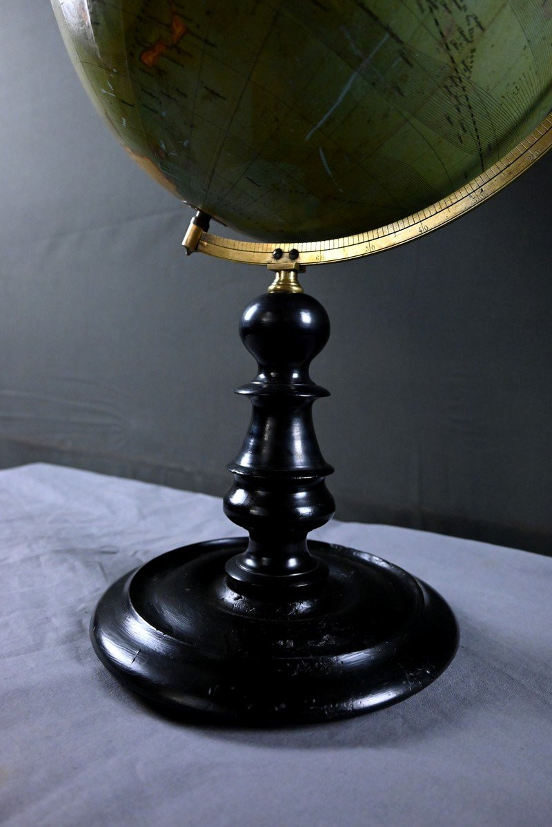 Globe Terrestre ed.Hachette, signé M. Vivien de Saint Martin – 1870-photo-8