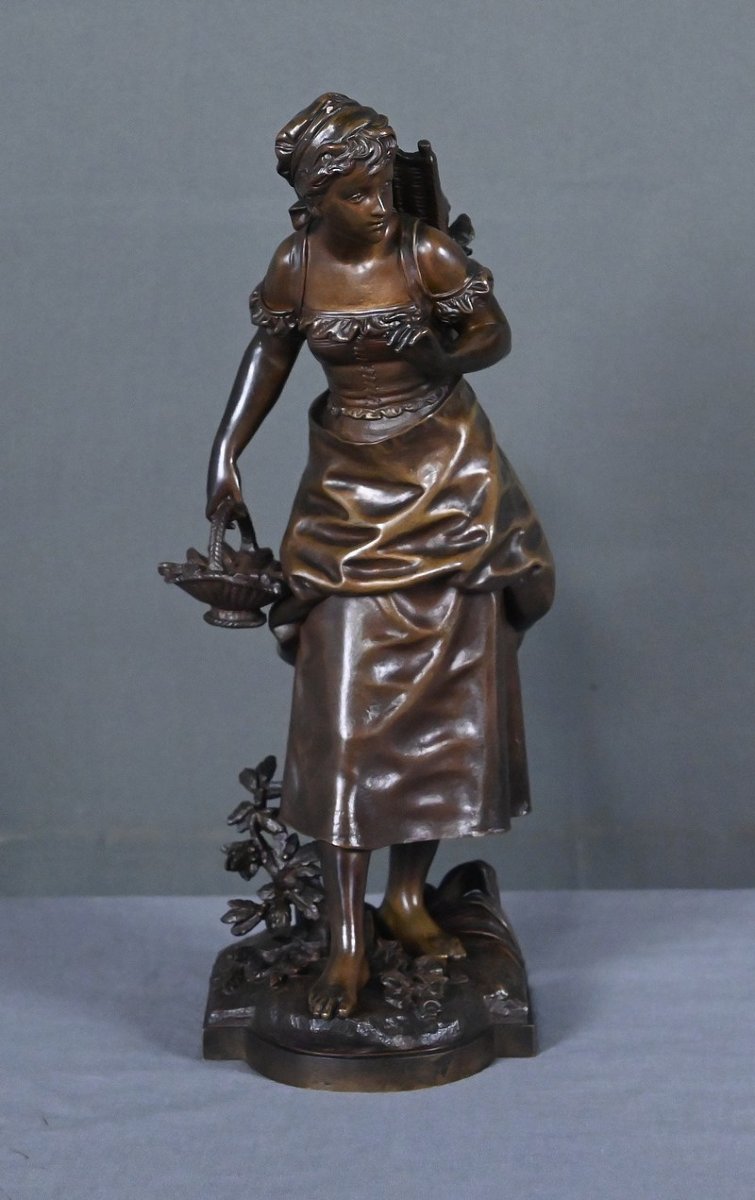 Bronze « Jeune Fille au Panier », signé E. Bouret – Fin XIXe-photo-3