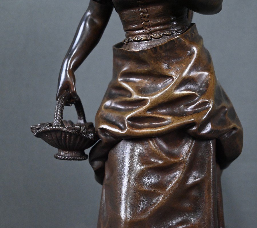 Bronze « Jeune Fille au Panier », signé E. Bouret – Fin XIXe-photo-3