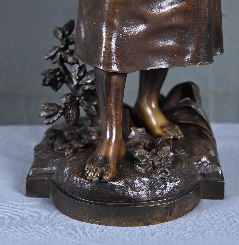 Bronze « Jeune Fille au Panier », signé E. Bouret – Fin XIXe-photo-5