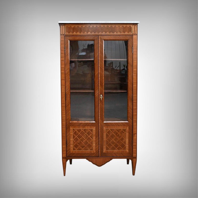 Petite Bibliothèque en Marqueterie, style Louis XVI – Début XXe