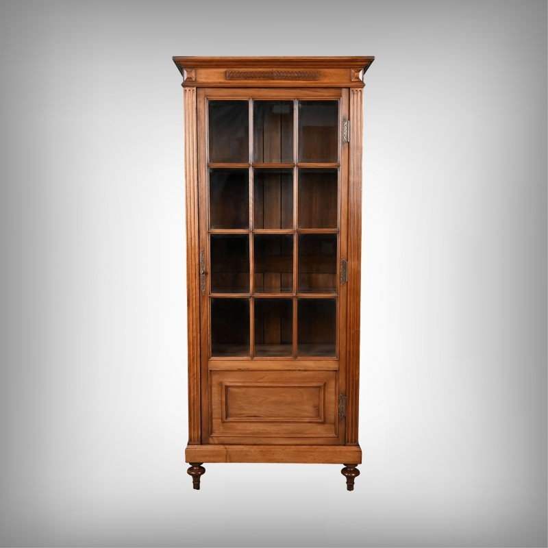 Walnut Display Cabinet, Louis XVI Style – Early 20th Century