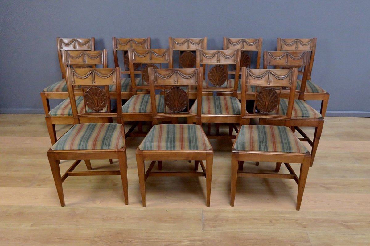 Suite de 12 Chaises Provençales en Merisier – Milieu XXe-photo-3