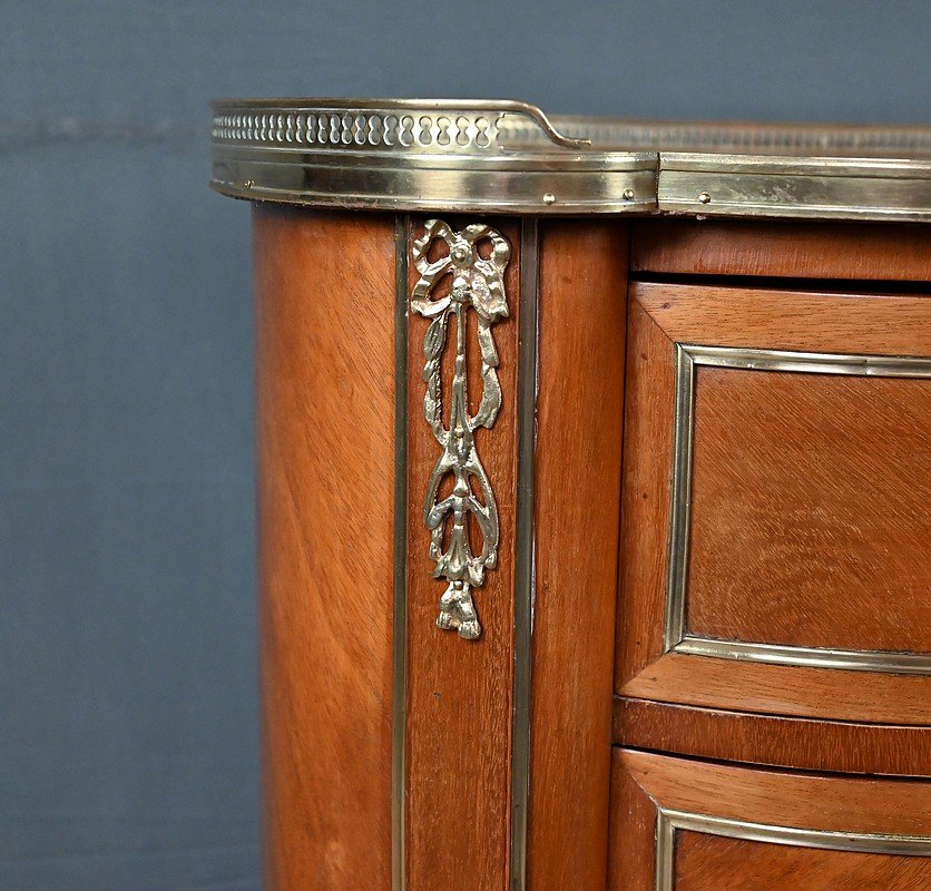 Small Kidney-shaped Mahogany Chest Of Drawers, Transition Style – Early 20th Century-photo-3