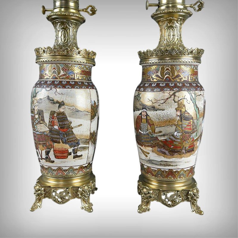 Pair Of Satsuma Porcelain And Bronze Kerosene Lamps, Japan – Late 19th Century-photo-2