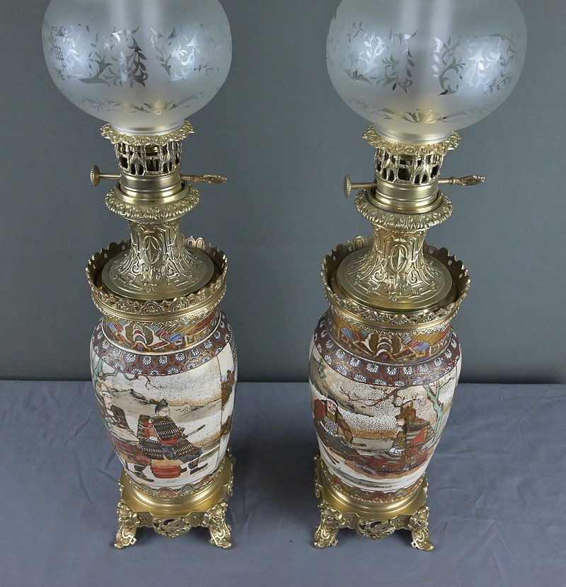Pair Of Satsuma Porcelain And Bronze Kerosene Lamps, Japan – Late 19th Century-photo-7